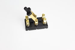 United Scientific Supplies&nbsp;Screw Post Knife Switch